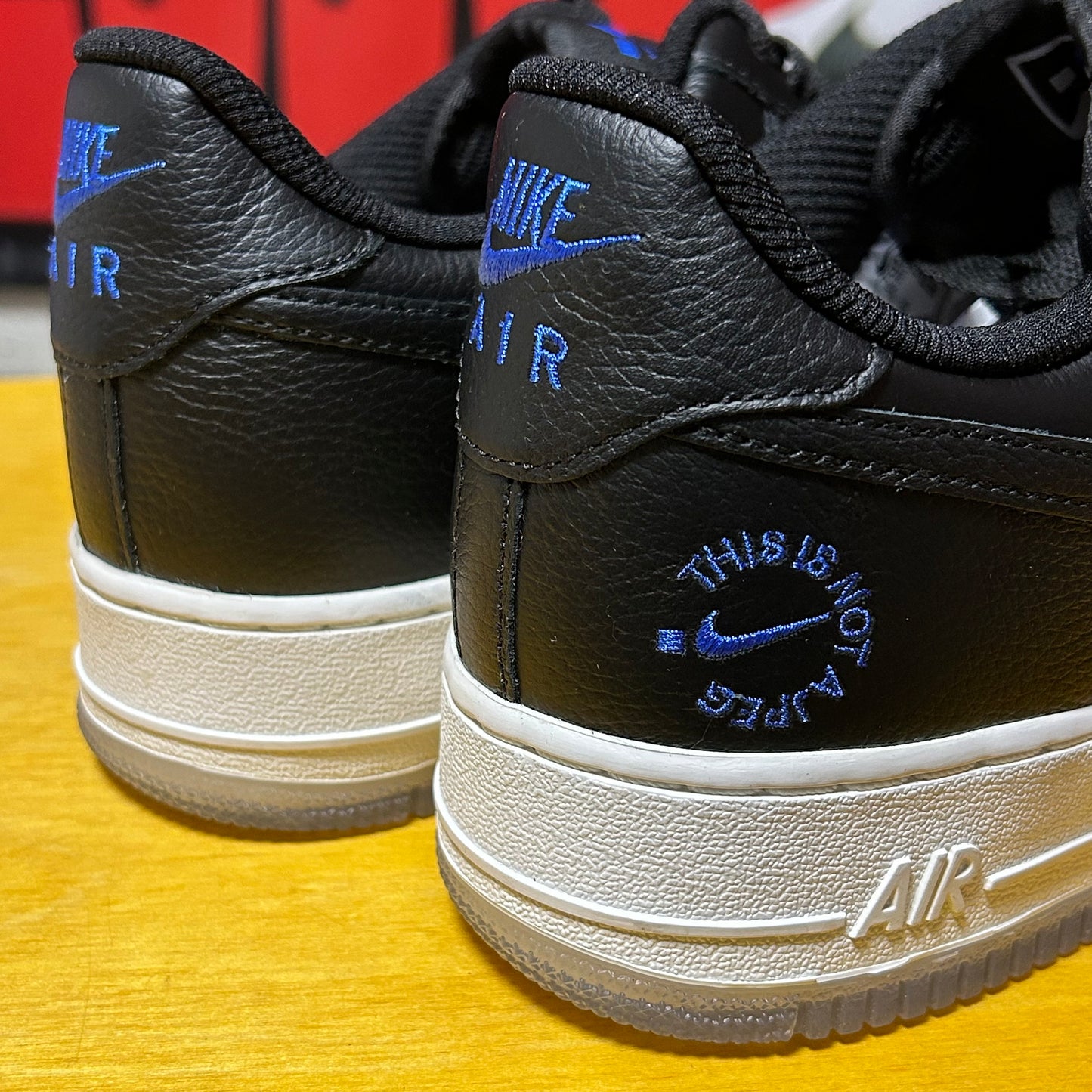 DS Brand New 2023 TINAJ Dot.Swoosh AF1