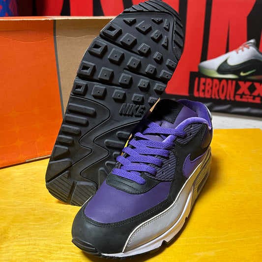 Rare Sample DS 2007 AM90 “Quasar”