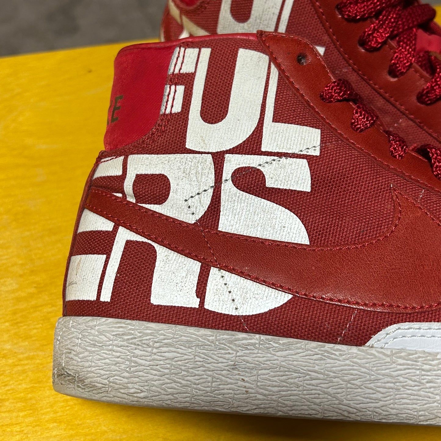 Rare Original Family & Friends Sample "Beautiful Losers" 2005 Blazer
