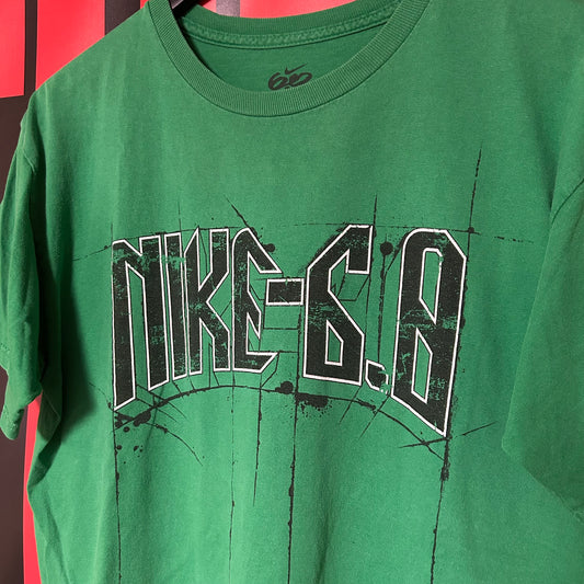 Mid 2000s 6.0 Graphic Logo Tee