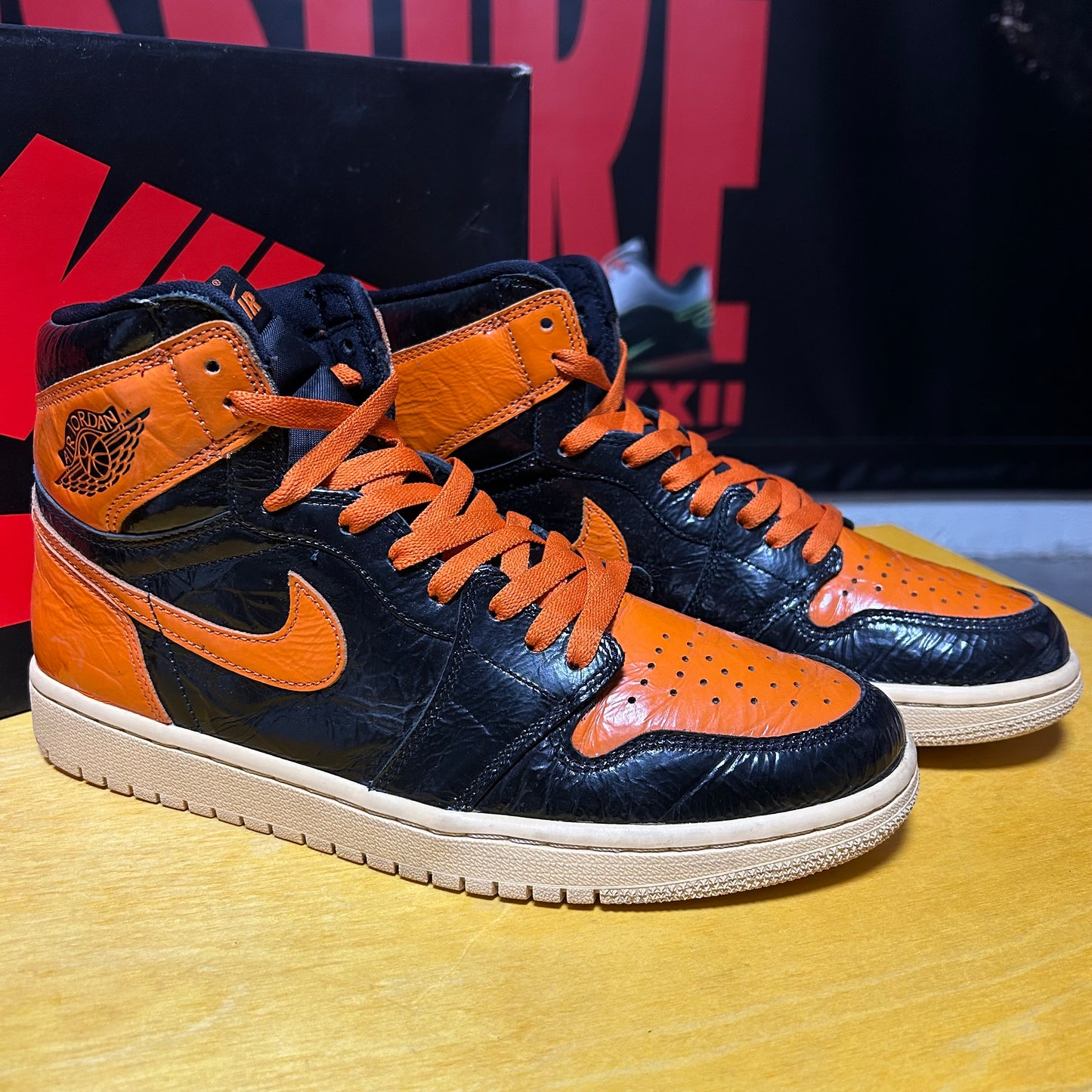 2016 AJ1 "Shattered Backboard" 2.0