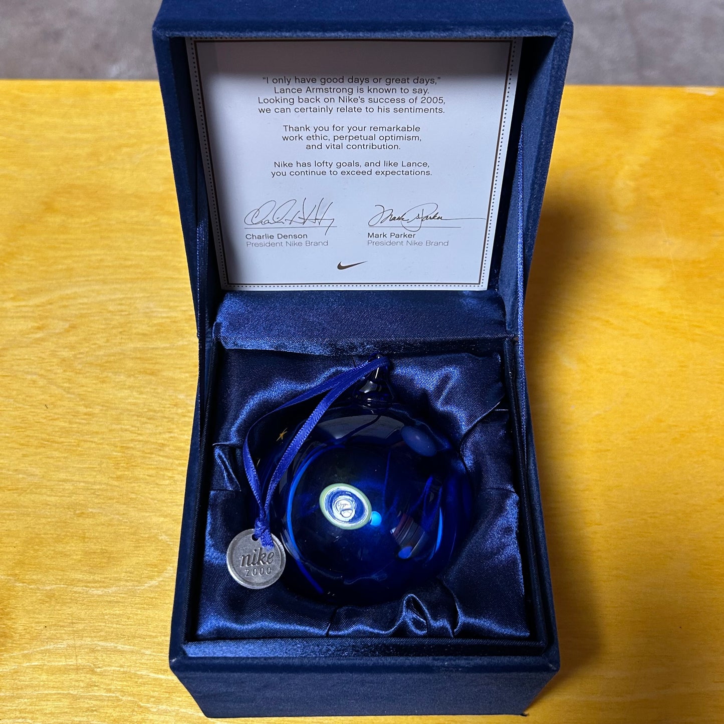 Rare Promotional Internal 2005 Holiday Gift Glass Blown Christmas Ornament