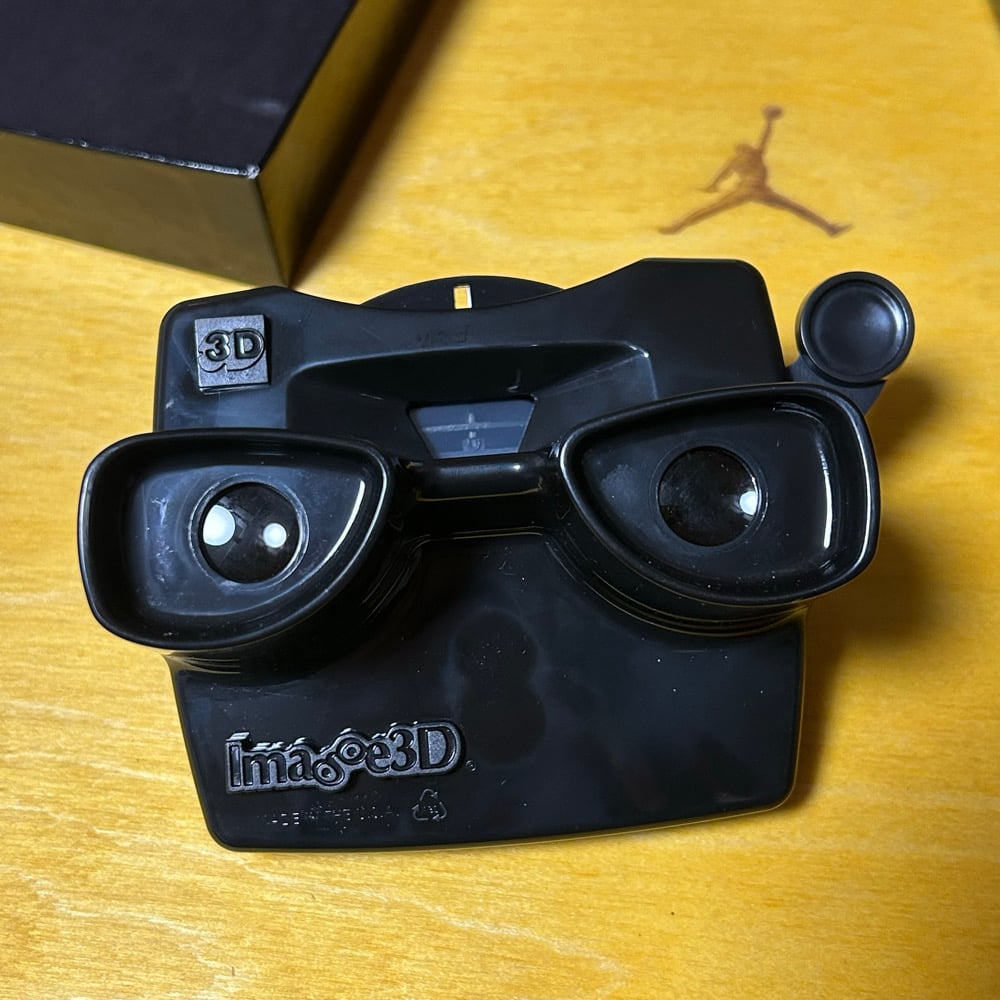 Promotional Internal "LeBron Watch" Slide Viewer