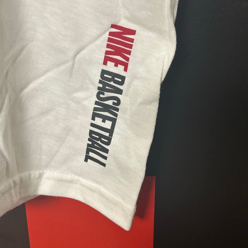 Brand New Early 2000s "Chi Town" Battleground Basketball Tee