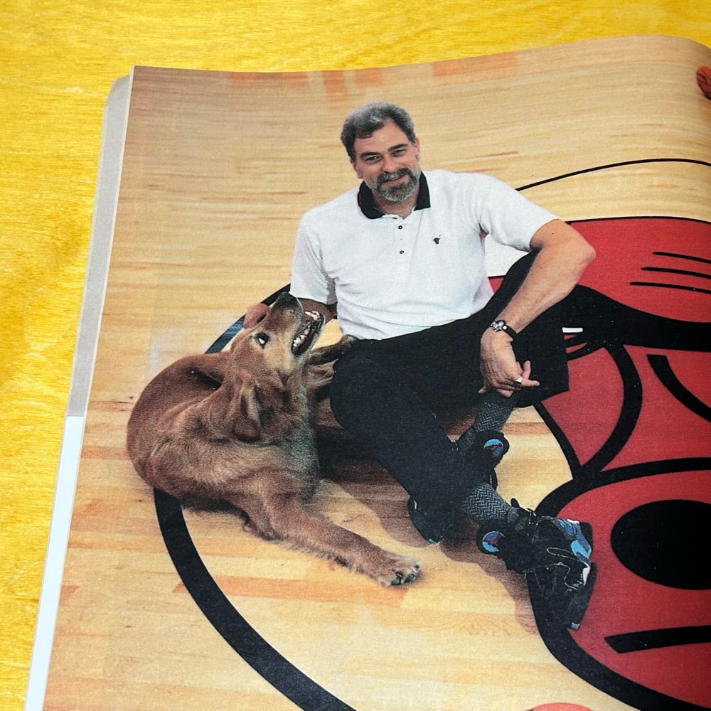 Original 1995 Chicago Tribune Phil Jackson MJ Issue Magazine