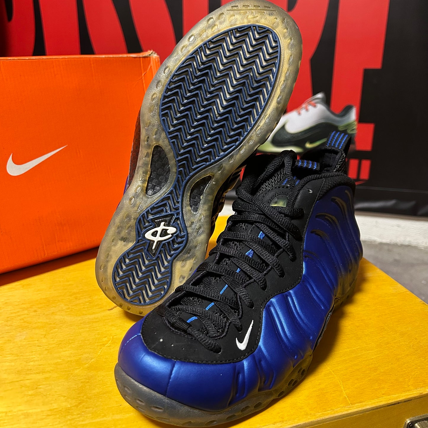 DS Brand New 2011 Air Foamposite “Royal”