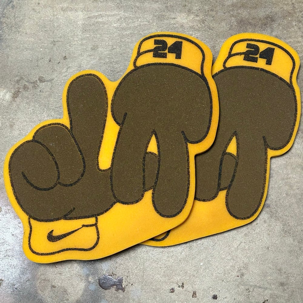 Rare Brand New Promotional Undefeated Kobe Foam Finger