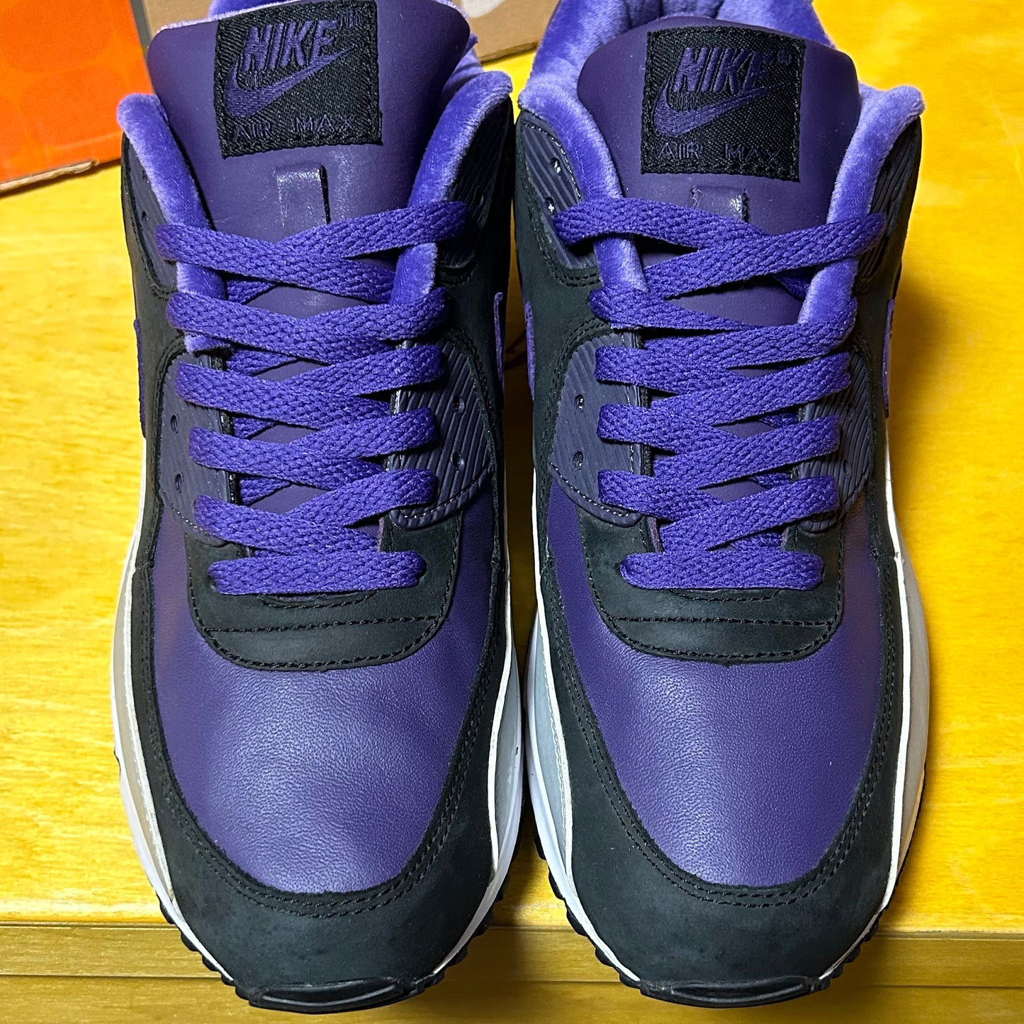 Rare Sample DS 2007 AM90 “Quasar”