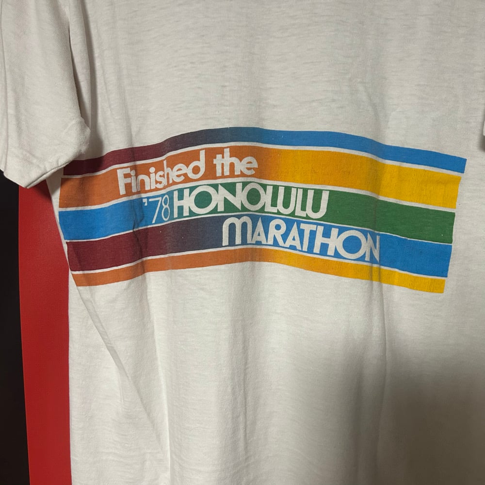 Grail Original 1970s "Pinwheel" Honolulu Marathon Tee