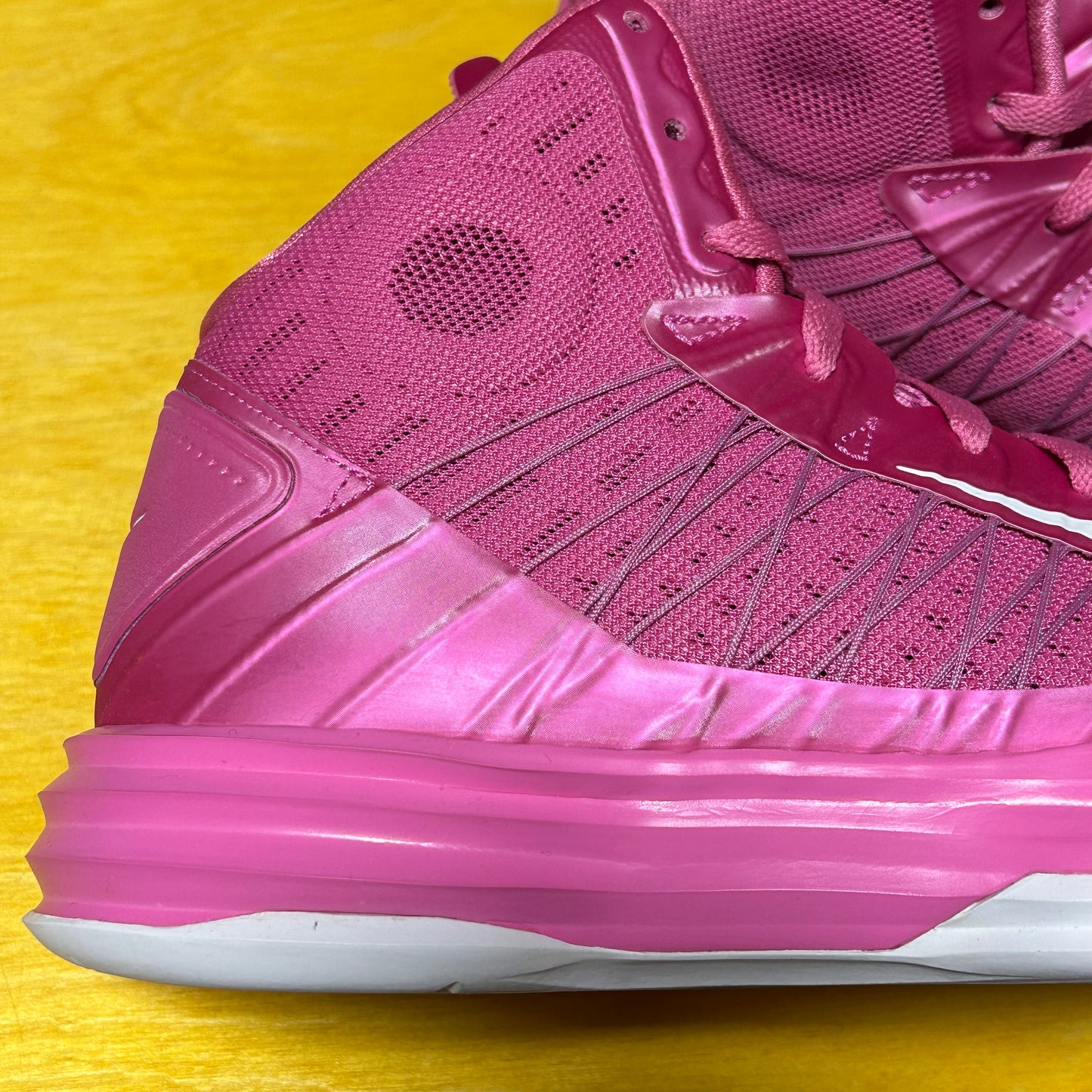 DS Brand New Sample 2012 HyperDunk Kay Yow