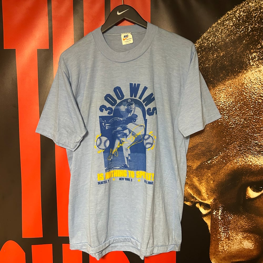 Original Vintage 1982 Gaylord Perry Tee