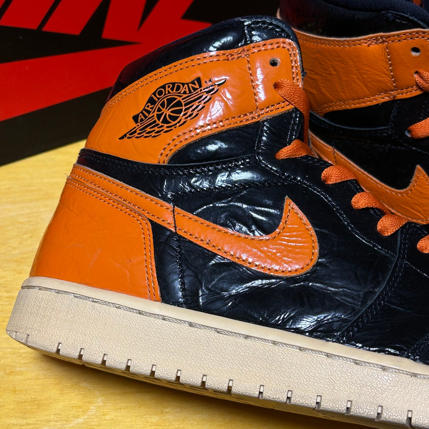2016 AJ1 "Shattered Backboard" 2.0