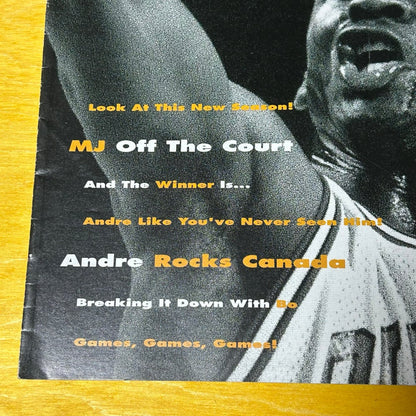 Rare Original 1992 Winter Promotional "Flight Club" Newsletter Catalog