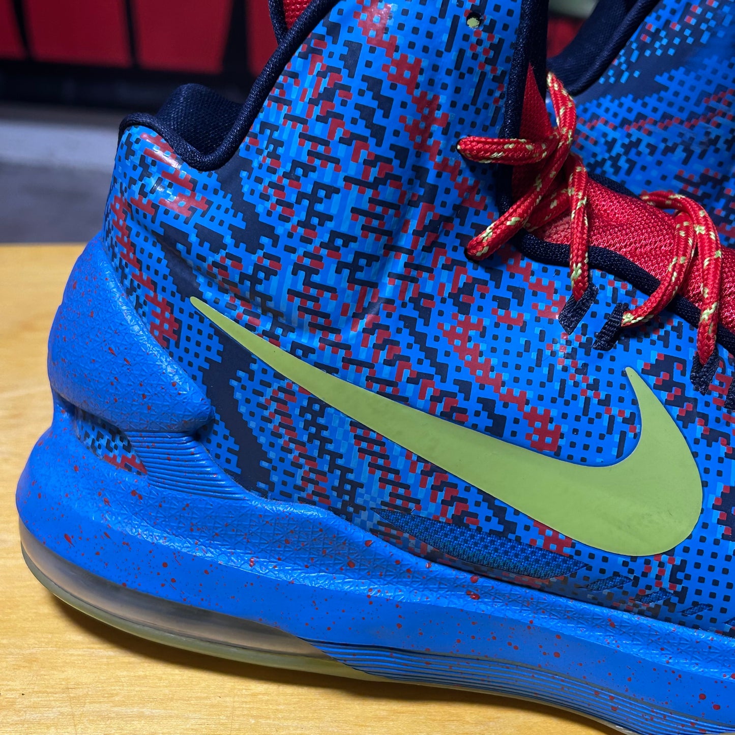 2012 KD V "Christmas"