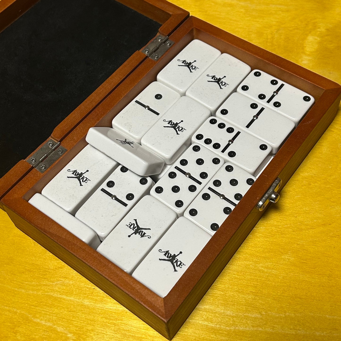 Promotional Family & Friends Awake NY Jordan Collaboration Dominoes Chair Set