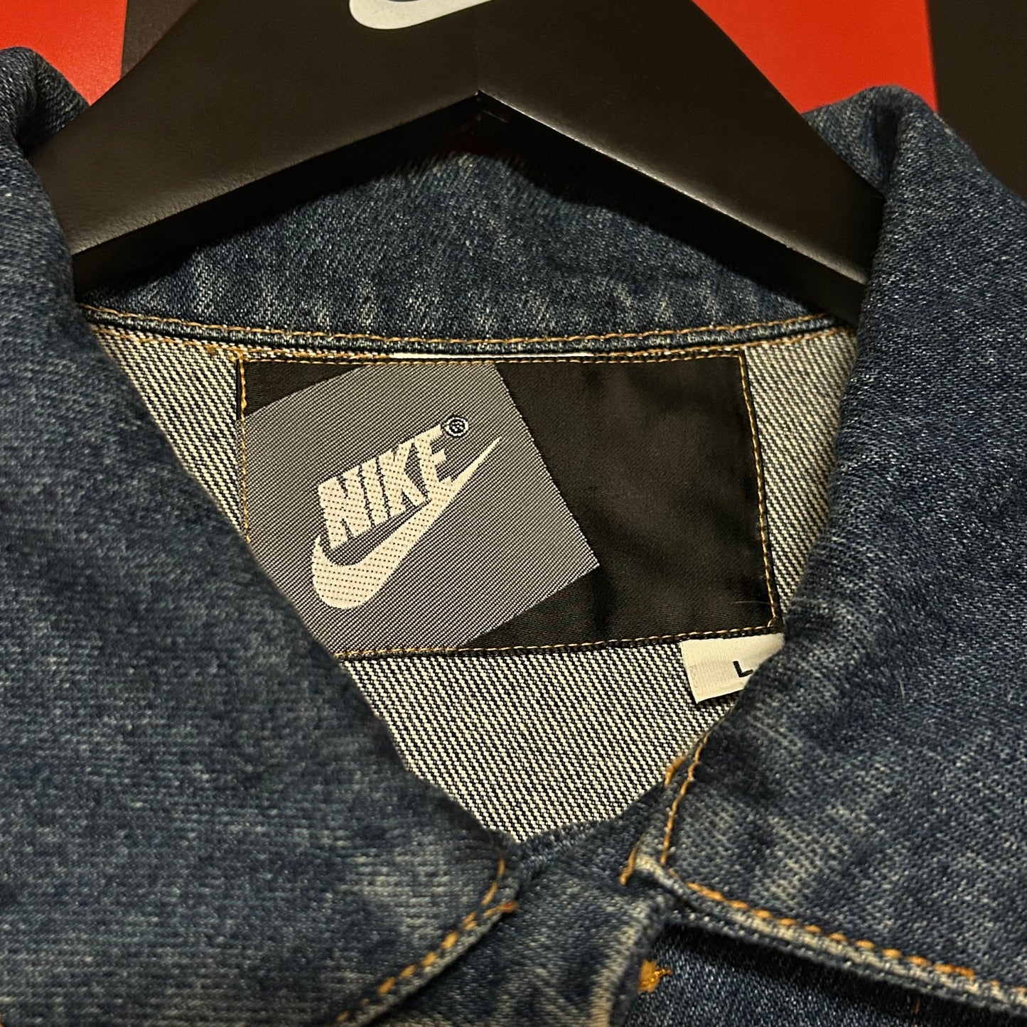 Insane Original 90s Promotional Cast & Crew “Friends” Denim Jacket