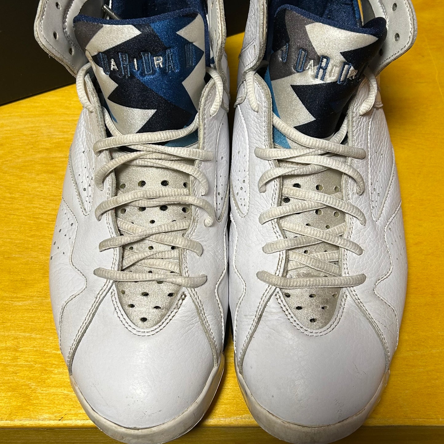2015 AJ VII "French Blue"