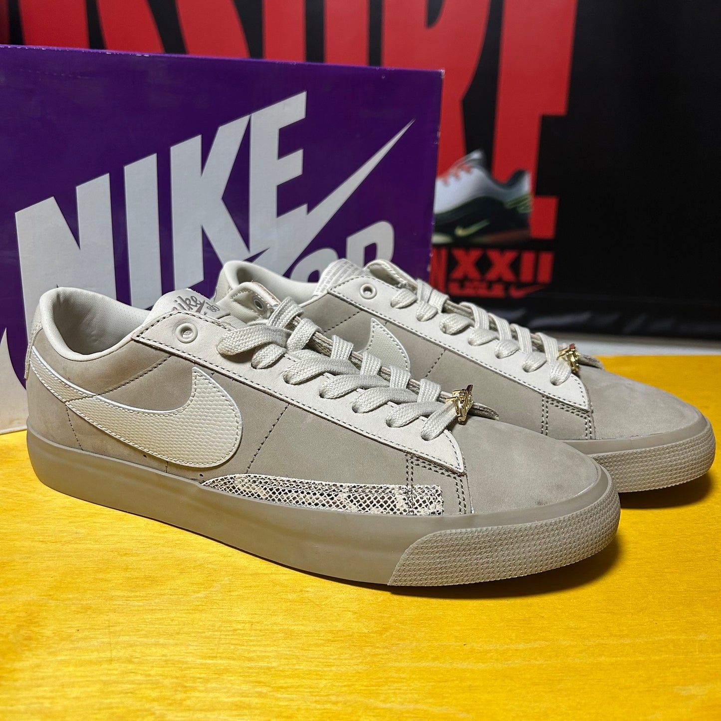 DS Brand New SB FPAR Blazer Low