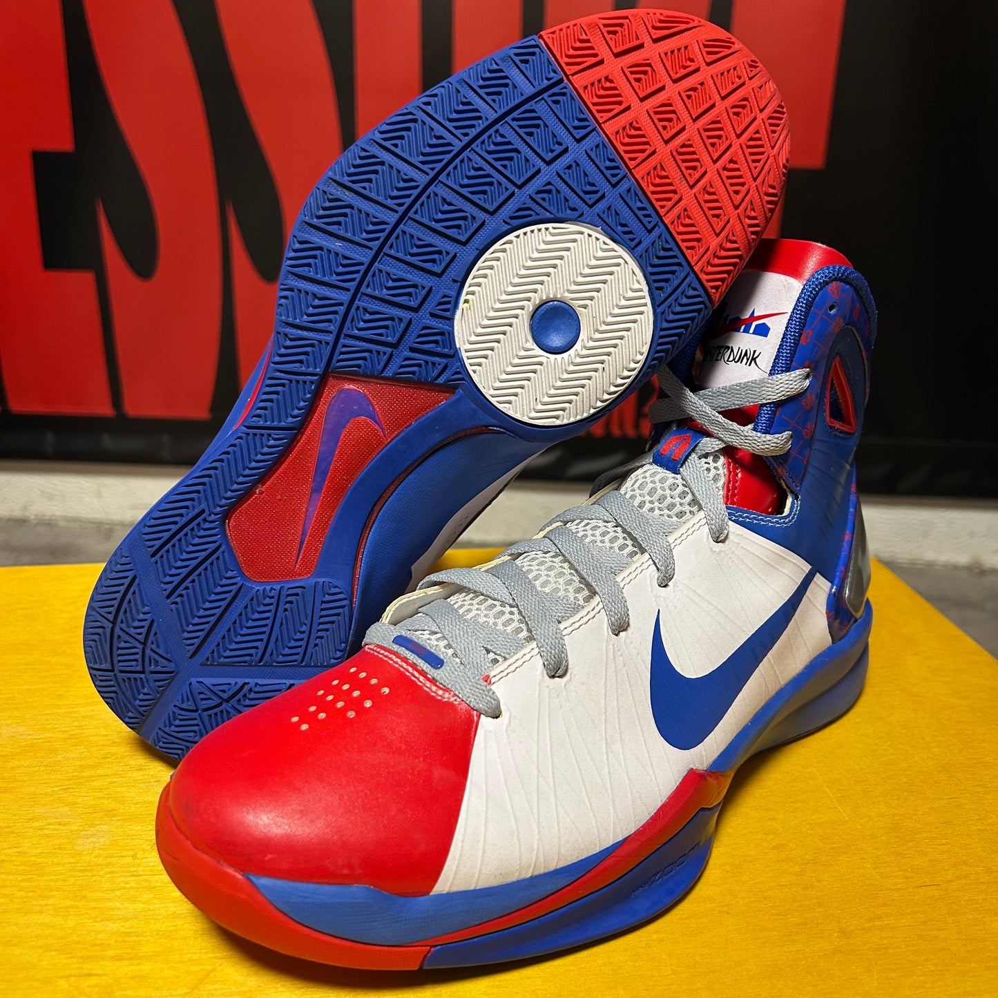 Rare 2010 Sample HyperDunk "France" FIBA