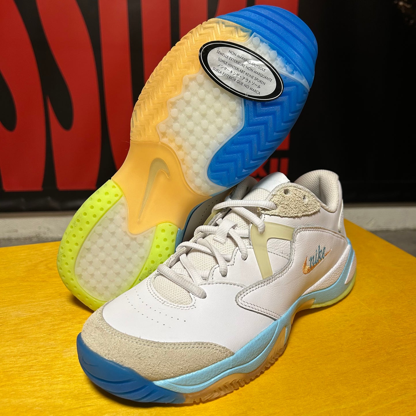 DS Brand New Sample 2018 Court 2 Lite