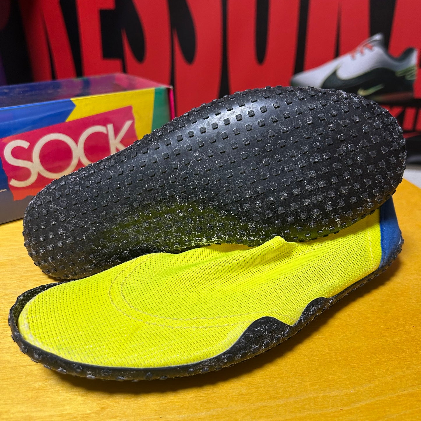 Deadstock Brand New Original 1990 Aqua Sock (Neon) Medium