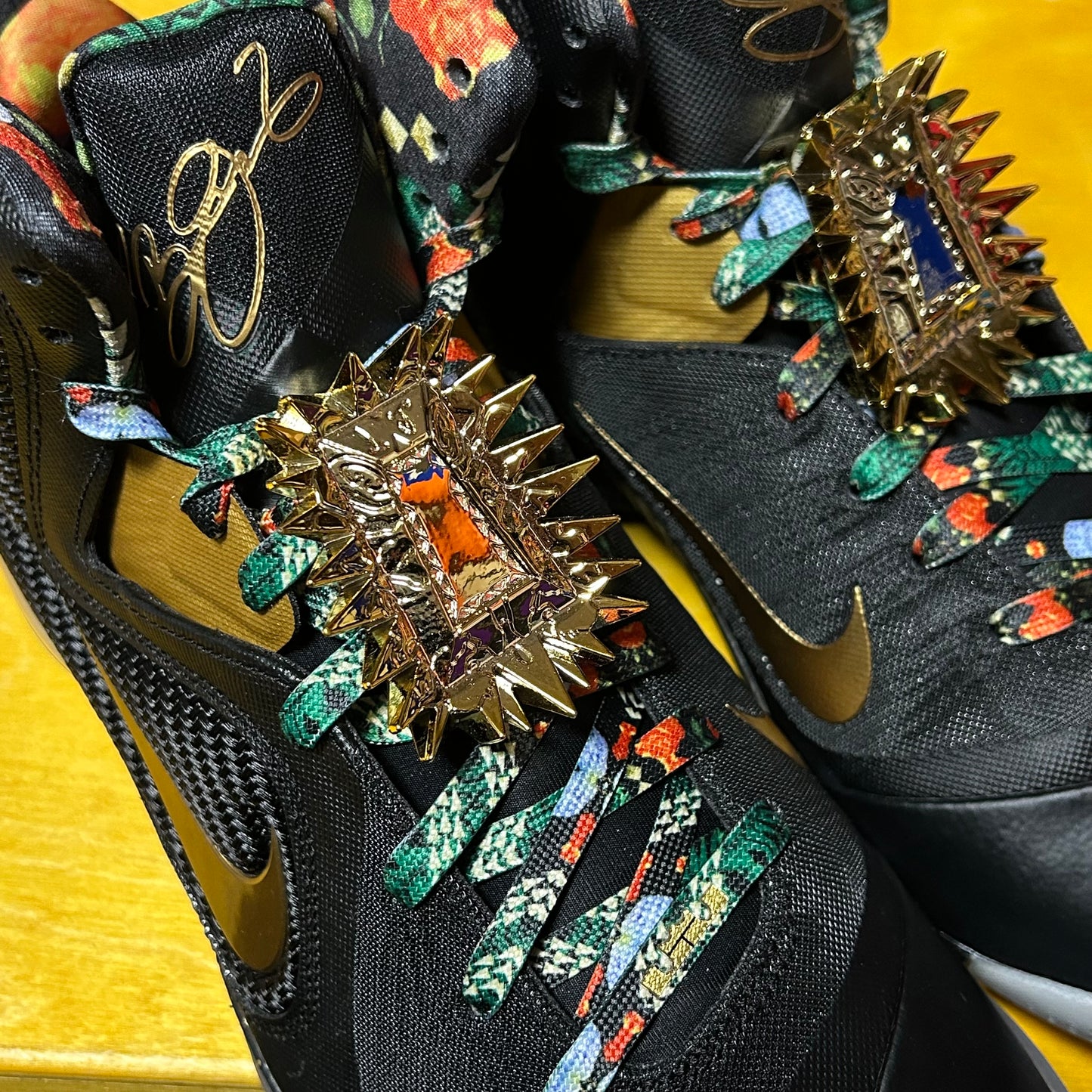 2022 Watch The Throne LeBron IX