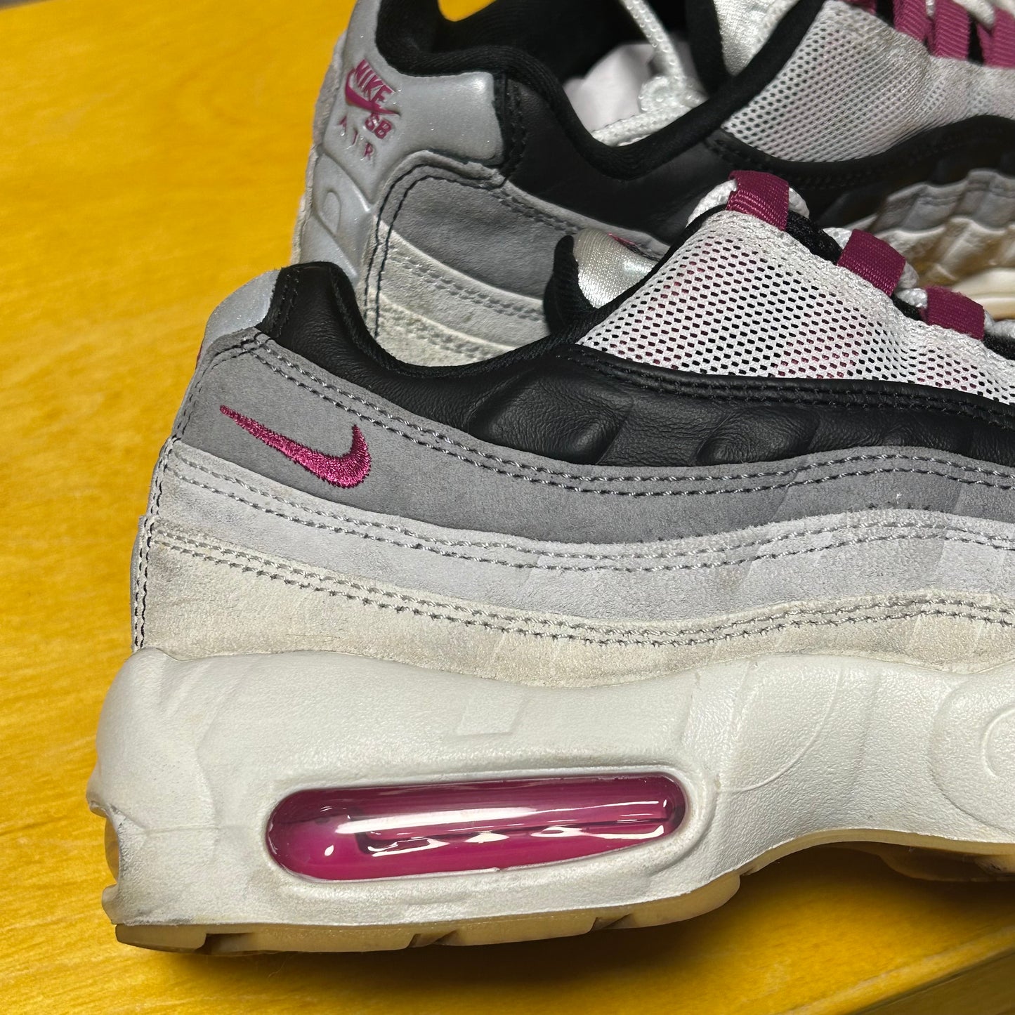 2025 SB AM95 Violet