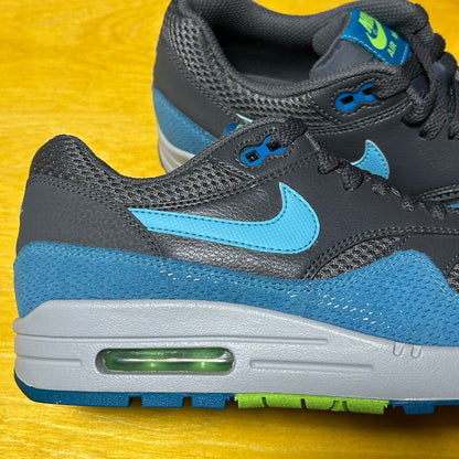 Rare Sample 2015 AM1