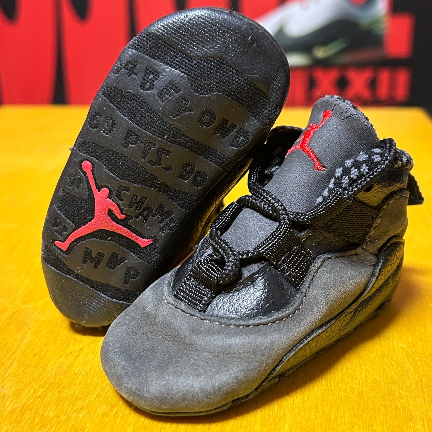 Rare Original 1994 AJ 10 “Shadow”