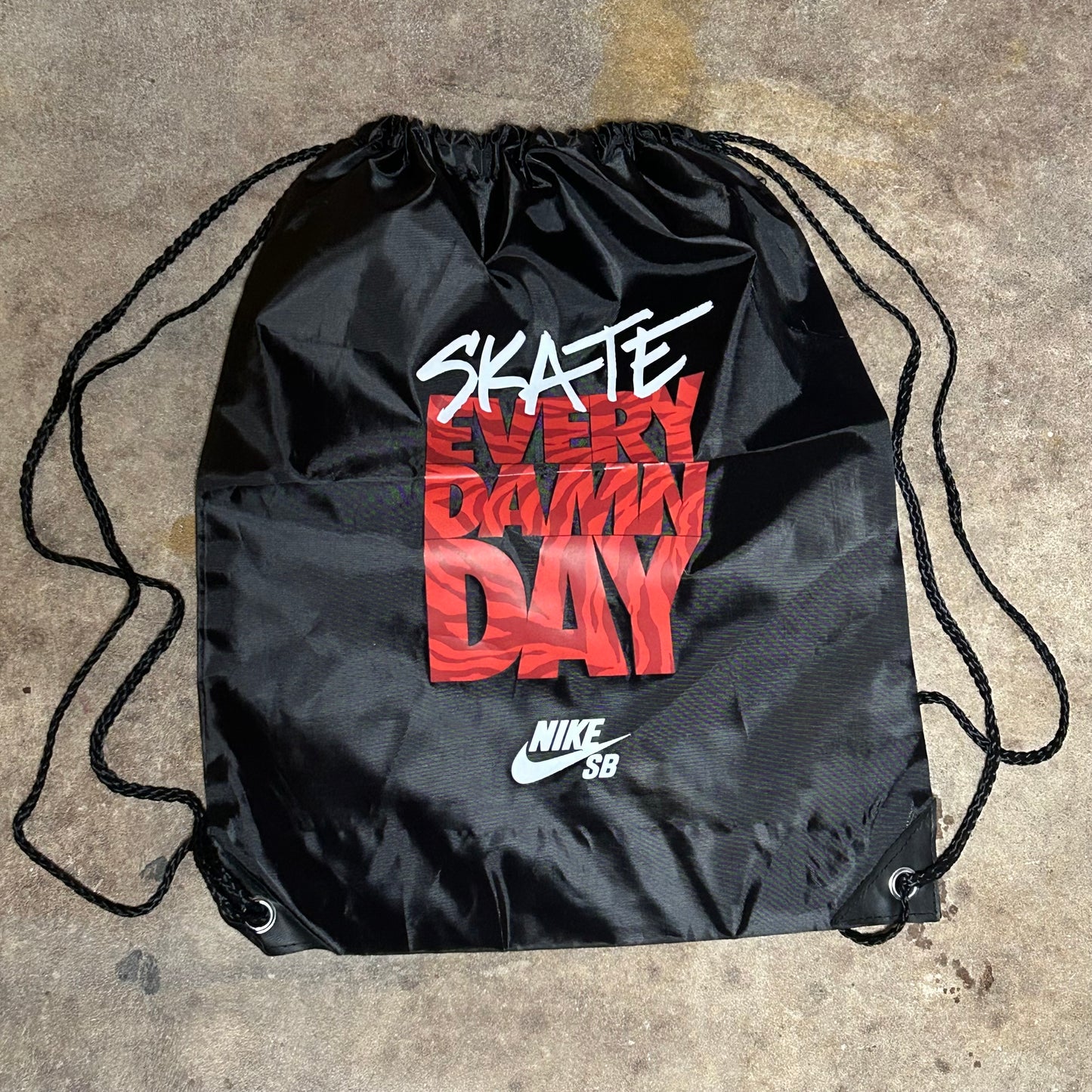 Brand New Promotional Safari Tour SB Skate Every Damn Day Tote