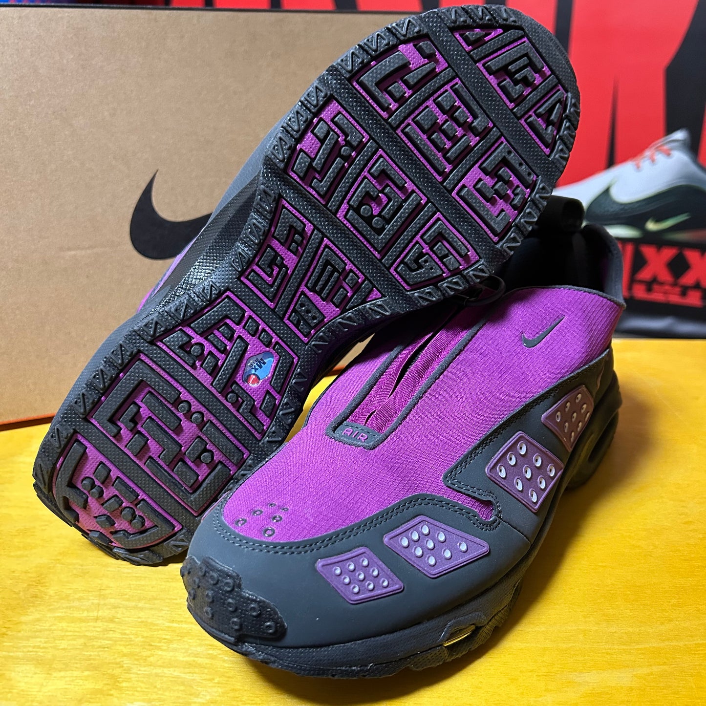 DS Brand New AM SunderMax Gore-Tex
