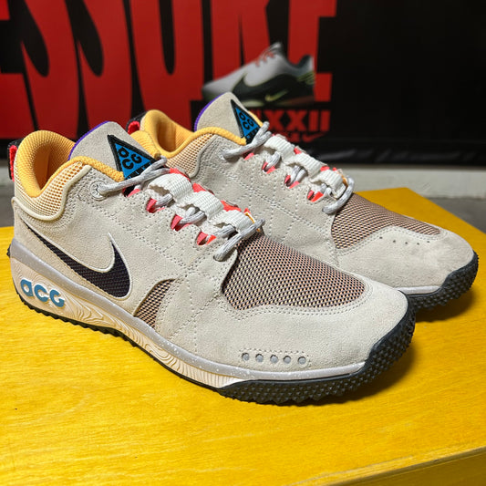 ACG Dog Mountain White Black Laser Summit